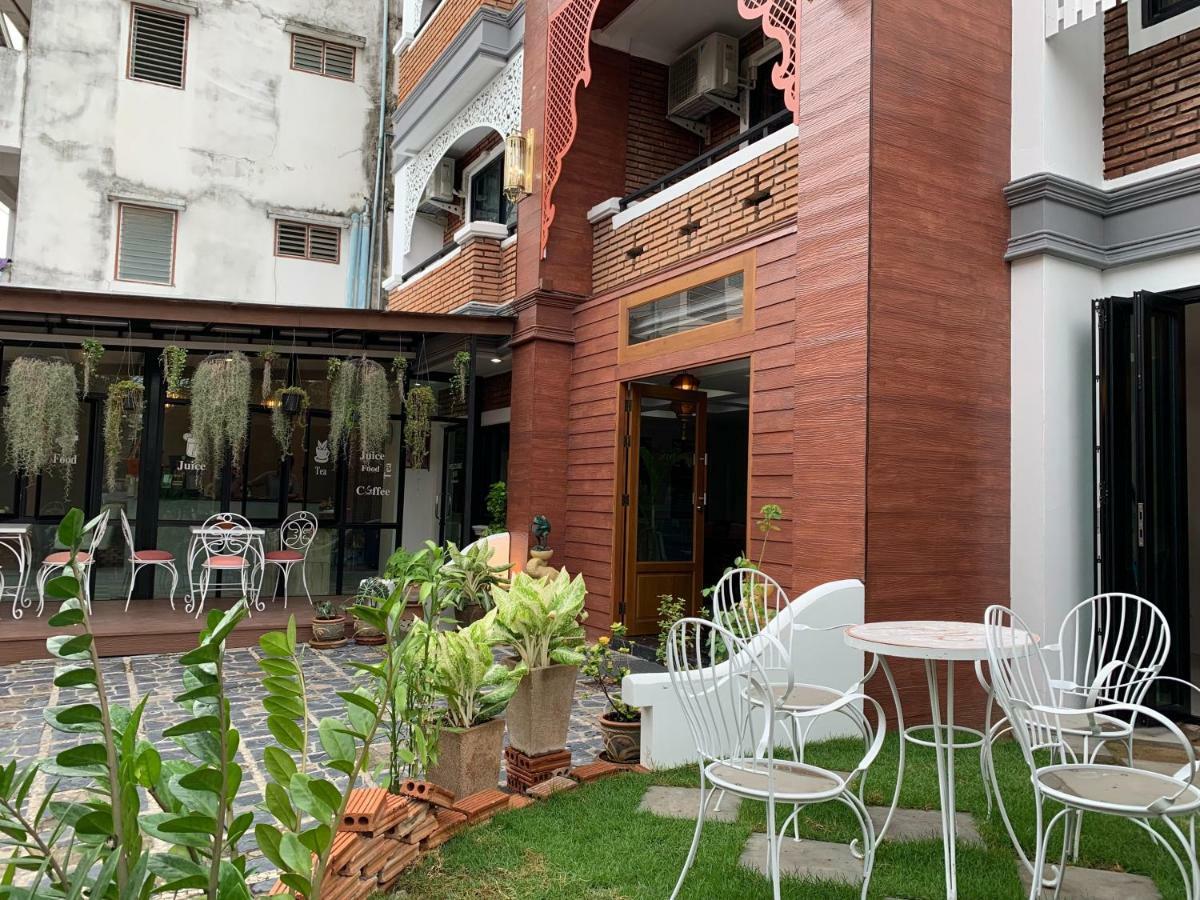 Hotel Spring@Tapae Čiang Mai Exteriér fotografie